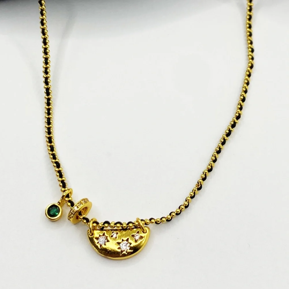 NEW Gold Crescent Moon & Star Pendant Layering Necklace